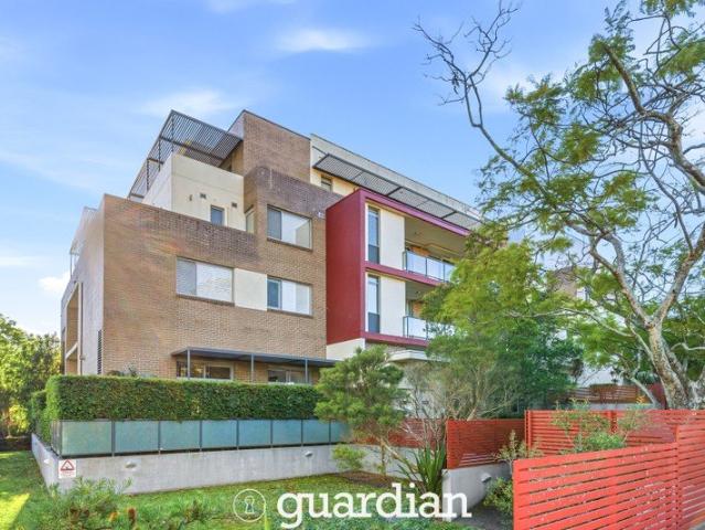 Contemporary Apartment with 3 Metre Ceilings, & Double Garage