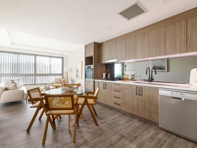 Contemporary apartment with study and balcony