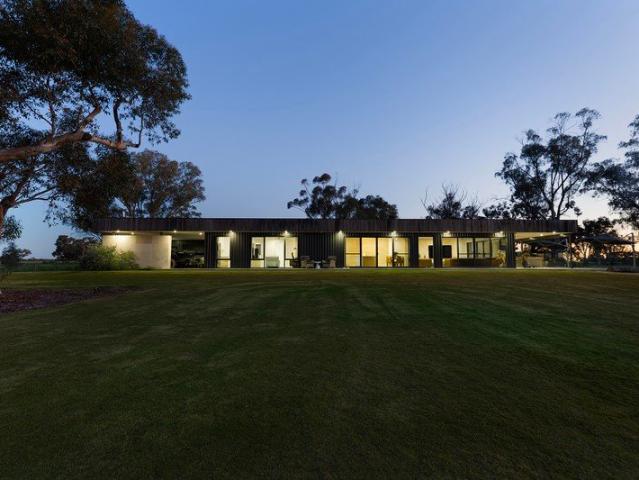 Contemporary Architecture Meets Rural Escape: 42.5 Acres of Private Luxury