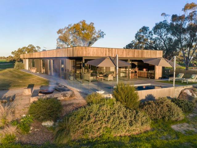 Contemporary Architecture Meets Rural Escape: 42.5 Acres of Private Luxury