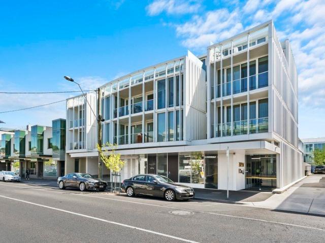Contemporary Bayside Living in the Heart of Brighton