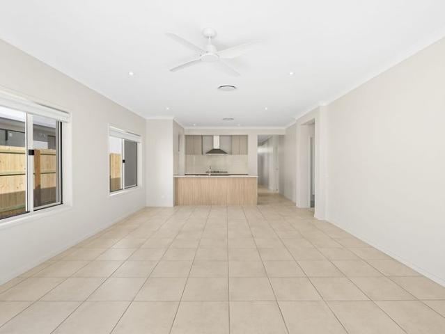 Contemporary Bayside Living with Premium Finishes