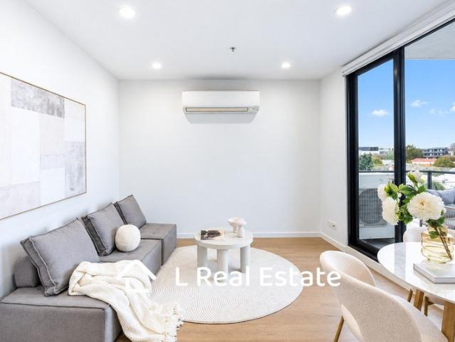Contemporary Brunswick East Apartment with Balcony & Secure Parking