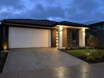 Contemporary Brand New Home in a Sought After Estate