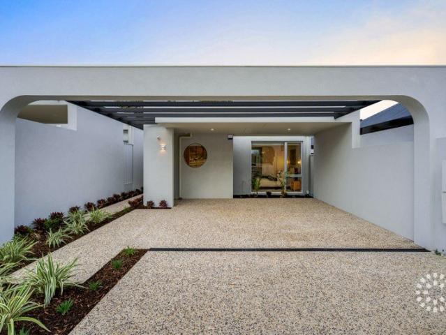 Contemporary, Brand New & Ready to Enjoy
