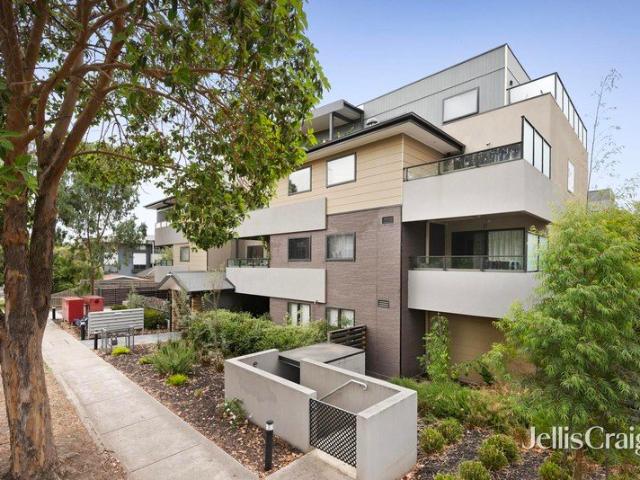 Contemporary ground floor living in the heart of Croydon