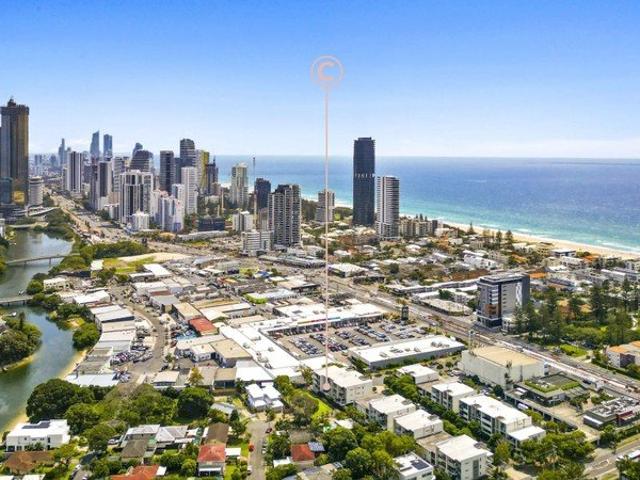 Contemporary Ground Floor Living in the Heart of Mermaid Beach