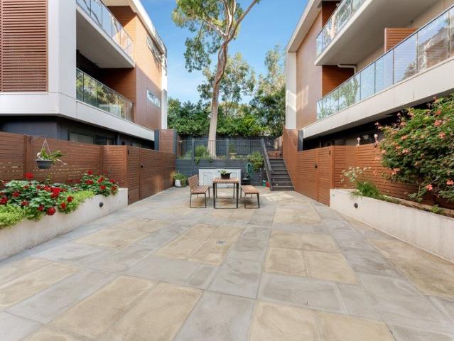 Contemporary Ground Floor Living in the Heart of Ringwood