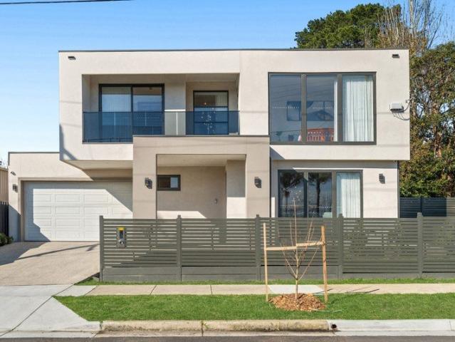Contemporary Design and Effortless Family Living in Nunawading