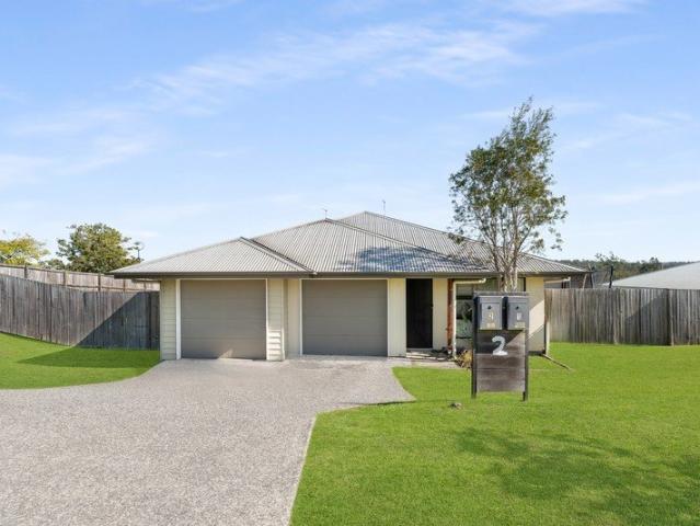 Contemporary Dual Occupancy Opportunity with Immediate Rental Income