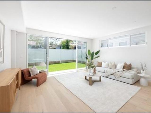 Contemporary Duplex Living | Spacious, Stylish & Perfectly Located in Gymea
