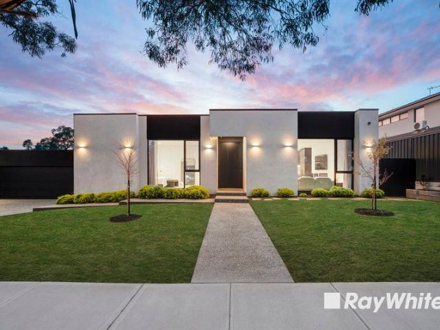 Contemporary Elegance, Exceptional Space & Modern Family Living
