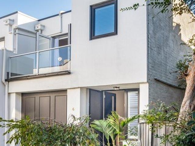 Contemporary elegance in a quiet cul de sac