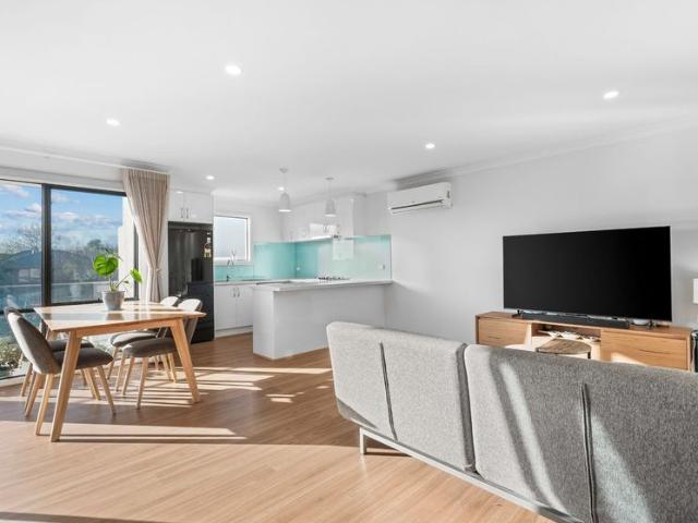 Contemporary Elegance in the Heart of Boronia