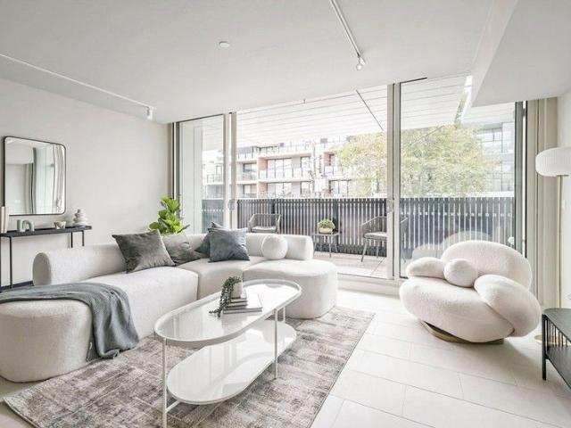 Contemporary Elegance in the Heart of Fairfield No.71 Station Street