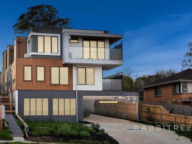 Contemporary Elegance in the Heart of Lilydale
