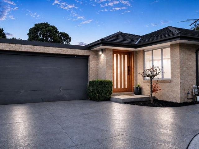 Contemporary Elegance Meets Family Convenience in Prime Wantirna