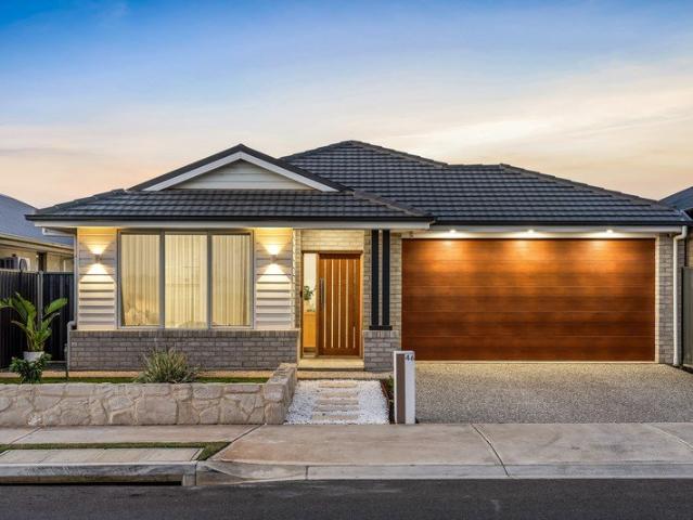 Contemporary Executive Living in Gillman