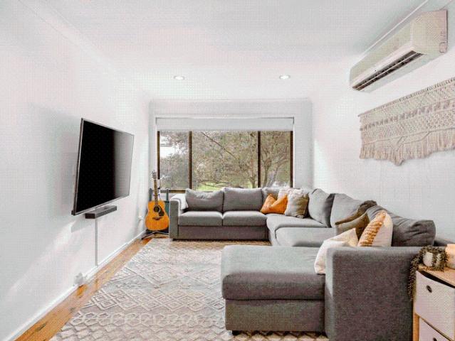 Contemporary Family Comfort in a Convenient Figtree Setting