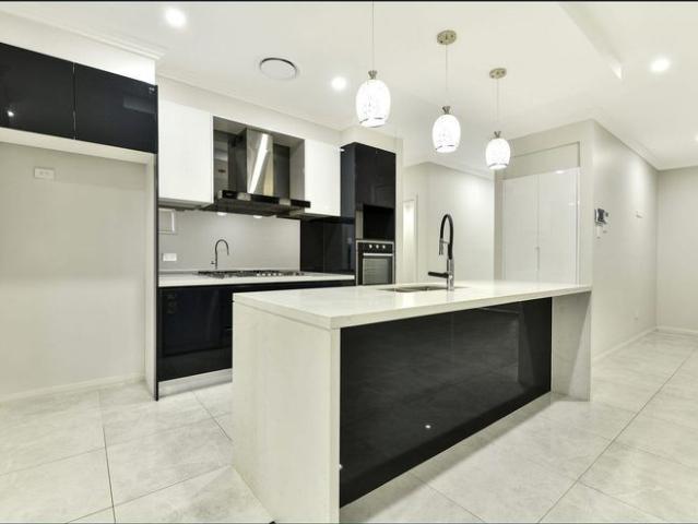 Contemporary Family Haven in the Heart of Oran Park – Modern Comfort Meets Effortless Living!
