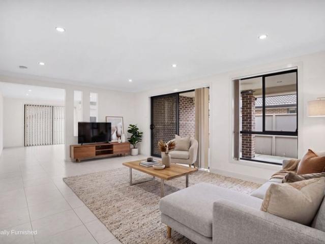 Contemporary Family Home!