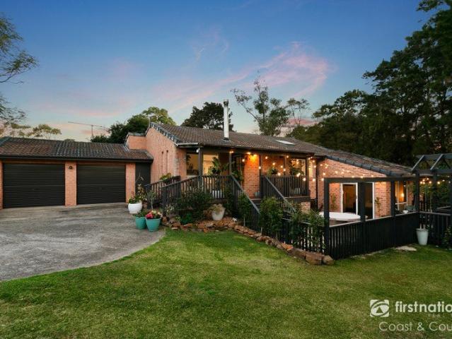 Contemporary family home on a generous 975m2 block