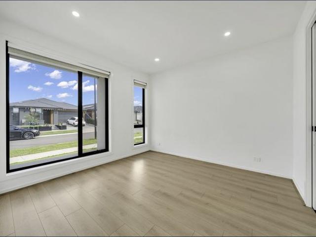 Contemporary Family Home Offering Comfort, Space & Convenience