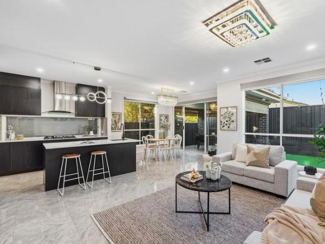Contemporary Family Home Set Up for All Season Entertaining