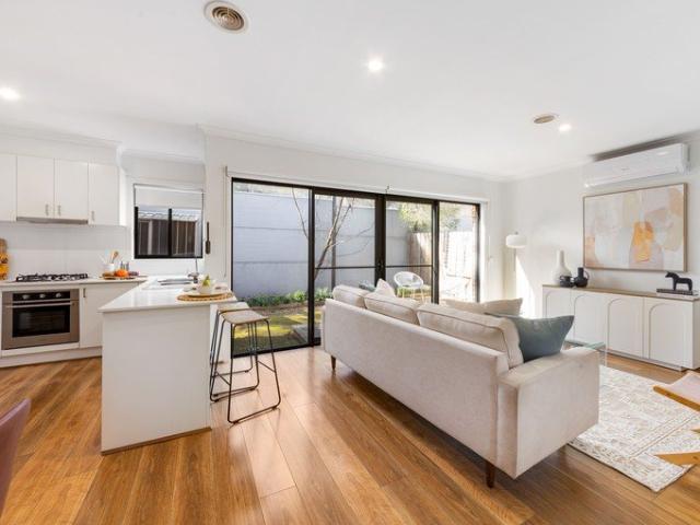 Contemporary Family Luxury with Low Maintenance Ease in Berwick