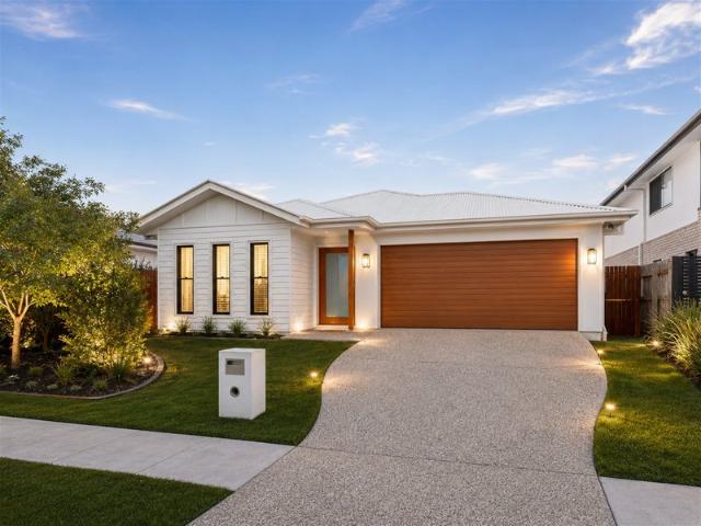 Contemporary Family Luxury in the Heart of Greenbank