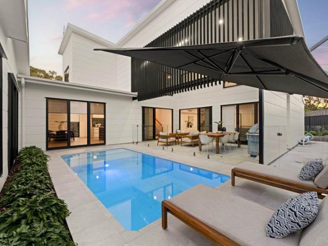 Contemporary Family Luxury in the Heart of Noosaville