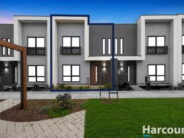 Contemporary Family Living with Natural Light & Low Maintenance Appeal
