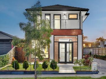 CONTEMPORARY FAMILY LIVING WITH NO BODY CORPORATE