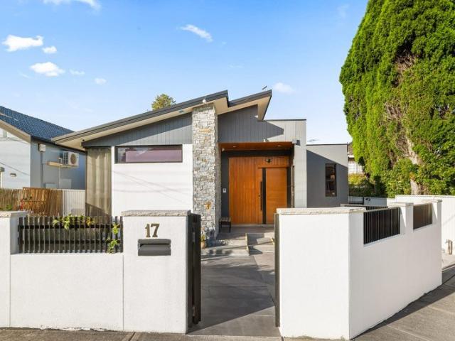 Contemporary Family Living with a Self Contained Studio