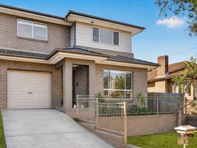 Contemporary Family Living with Exceptional Space