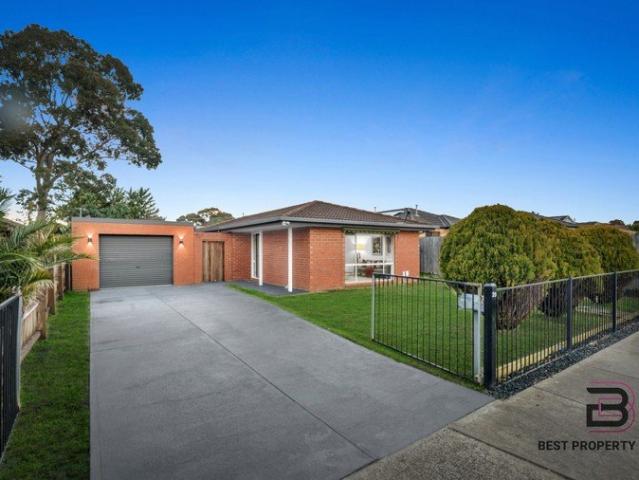 Contemporary Family Living with Plenty of Space to Enjoy