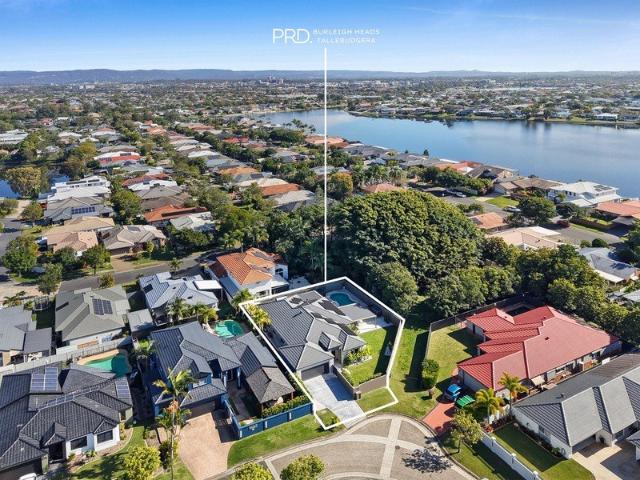 Contemporary Family Living with Poolside Entertaining in the Heart of Burleigh Cove