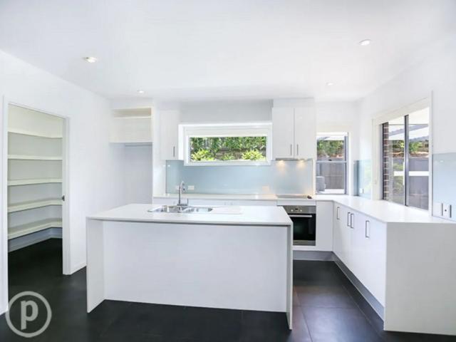 Contemporary Family Living with Style & Comfort