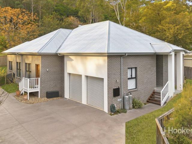 Contemporary Family Living with Self Contained Accommodation & Stunning Rural Outlook!