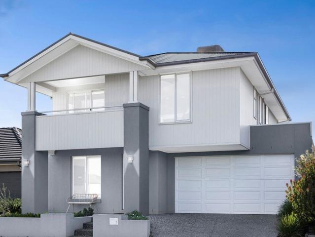 Contemporary Family Living with Space and Functionality