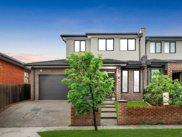 Contemporary Family Living with Space, Flexibility & Style