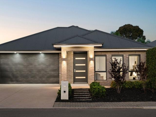 Contemporary Family Living With Space to Entertain