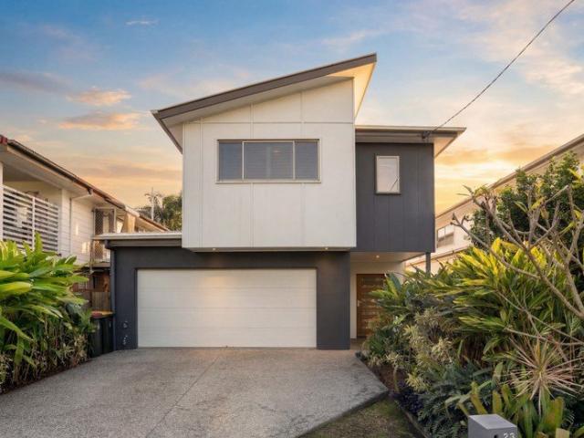 Contemporary Family Living at its best