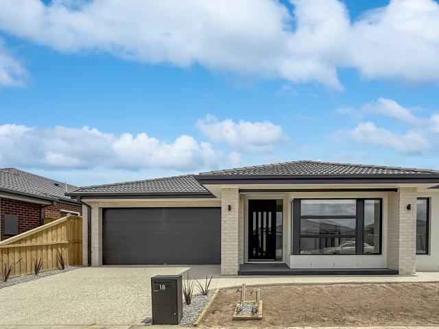 Contemporary Family Living in the Heart of Charlemont