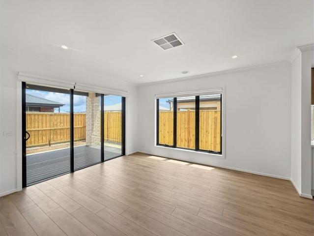 Contemporary Family Living in the Heart of Charlemont