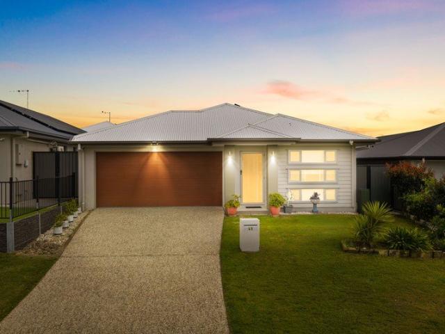 Contemporary Family Living in the Heart of Griffin