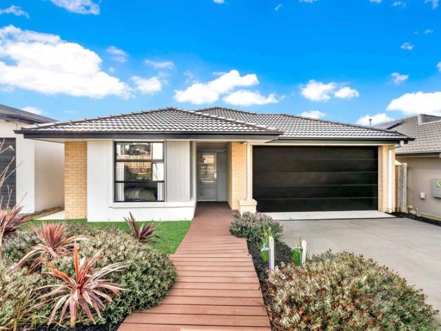 Contemporary Family Living in Thriving Mount Duneed