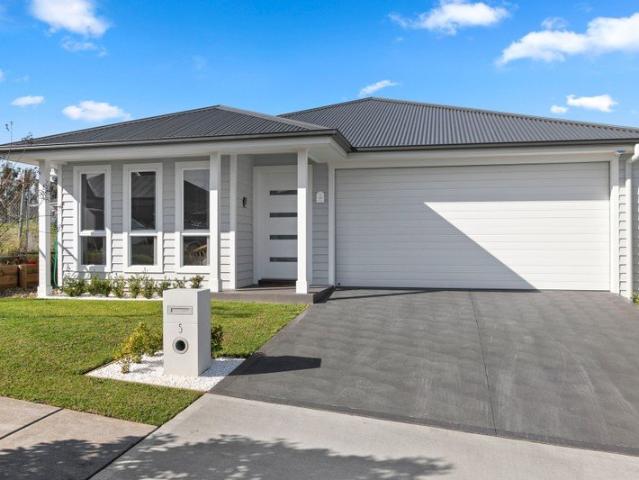 Contemporary Family Living in a Growing Spring Farm Community
