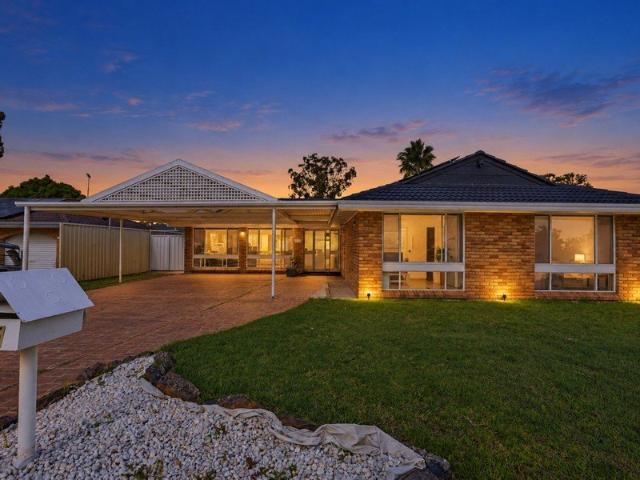 Contemporary Family Living in a Peaceful Neighbourhood with Exceptional Outdoor Entertaining