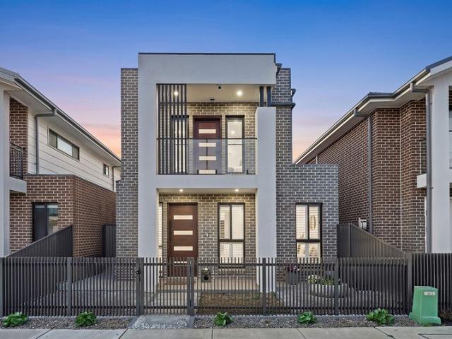 Contemporary Family Living in a Prime Austral Location